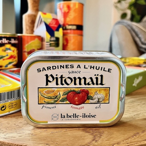 Sardynki w pomidorach, czosnku z papryką, La Belle-Iloise