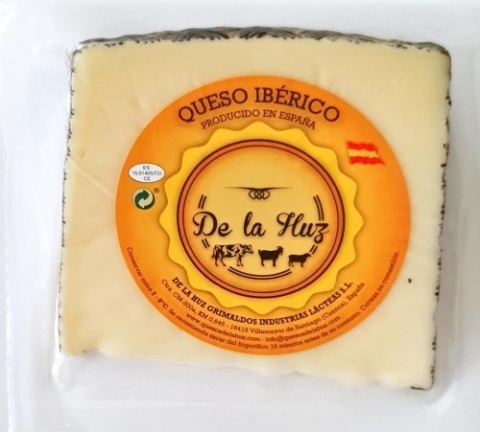 Ser Iberico półtwardy, dojrzewający od 6-8 miesięcy, 200g