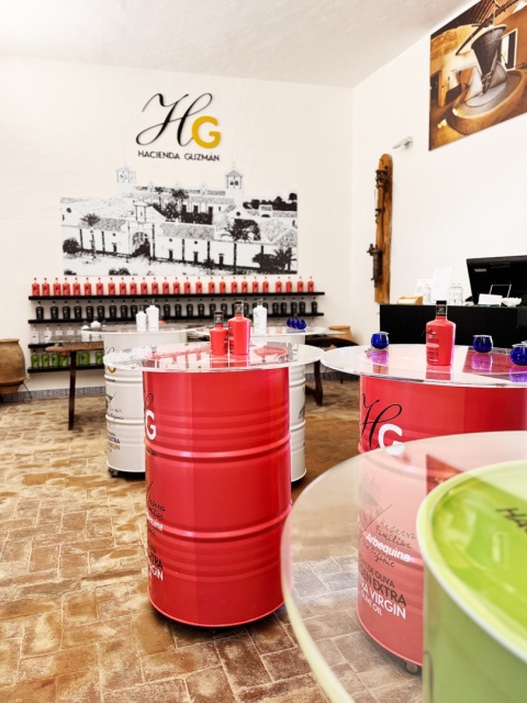 Oliwa Extra Virgin BIO 500ml, Hojiblanca, Hacienda Guzman, Hiszpania