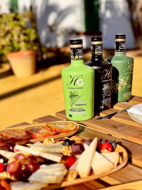 Oliwa Extra Virgin BIO 500ml, Hojiblanca, Hacienda Guzman, Hiszpania