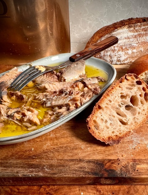 Ostrobok w oliwie exra virgen, z goździkiem 120 g, Portugalia