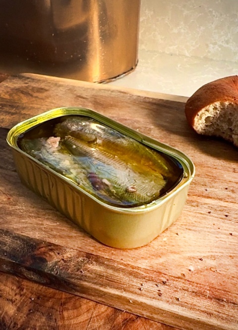 Ostrobok w oliwie exra virgen, z goździkiem 120 g, Portugalia