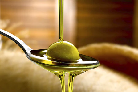 Czy oliwa z oliwek działa przeciwzapalnie?